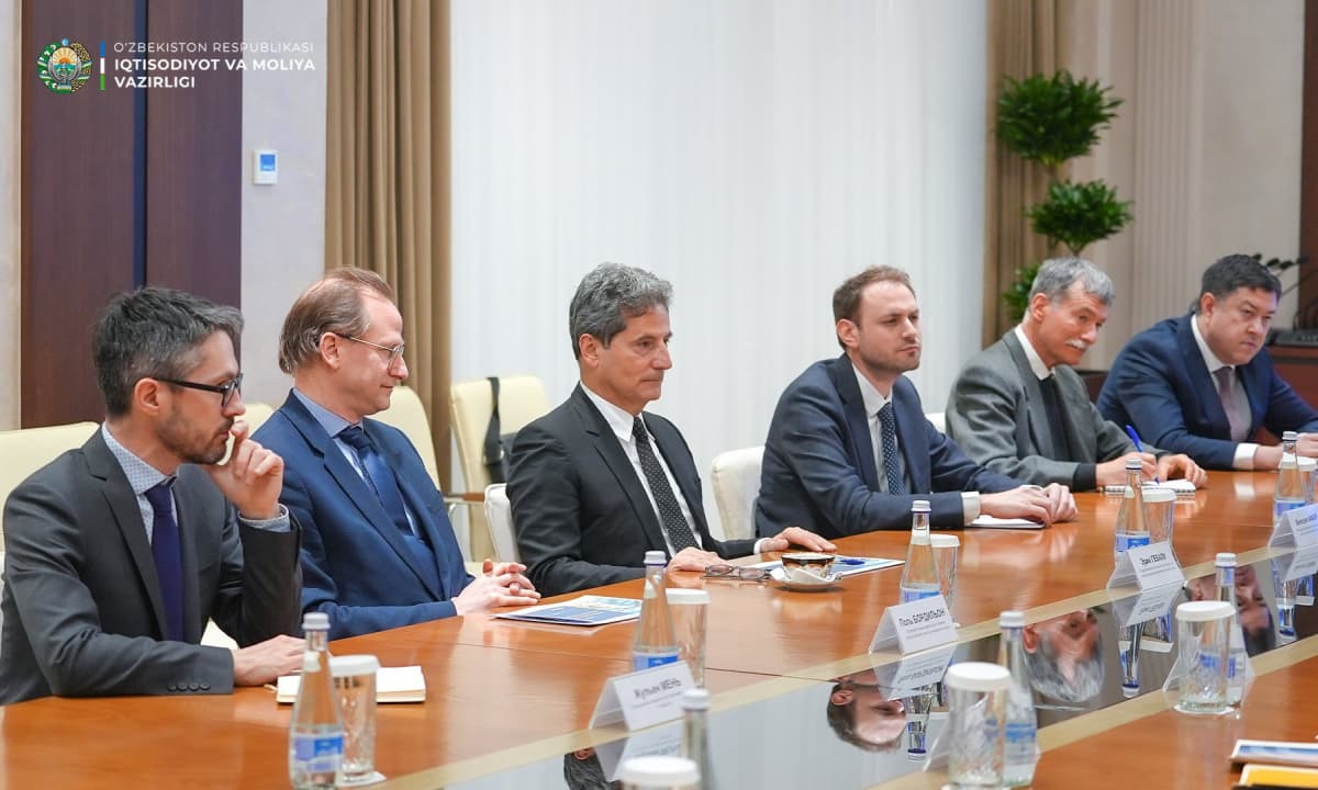 A meeting was held with the delegation of the Suez GROUP