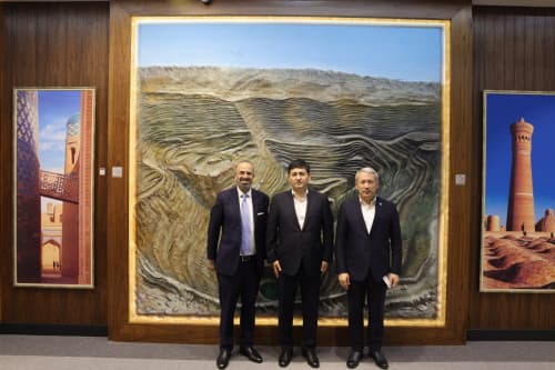 Minister meets with managing partner of Cove Capital LLC